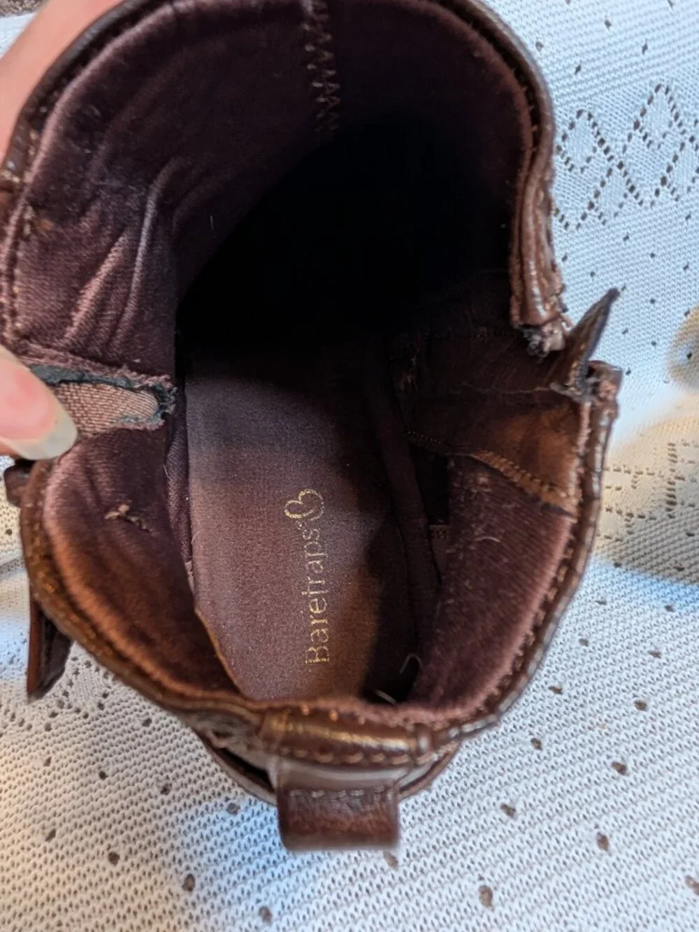 Brown ankle boots booties low heel zipper closure size 9.5